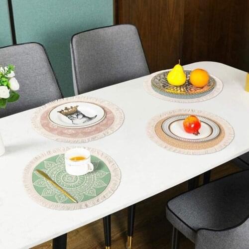 MLGB Round Placemats Cotton Table Mats Set of 4 with Tassel Woven Machine Washable Place Mats Heat-Resistant Indoor 13 Inch