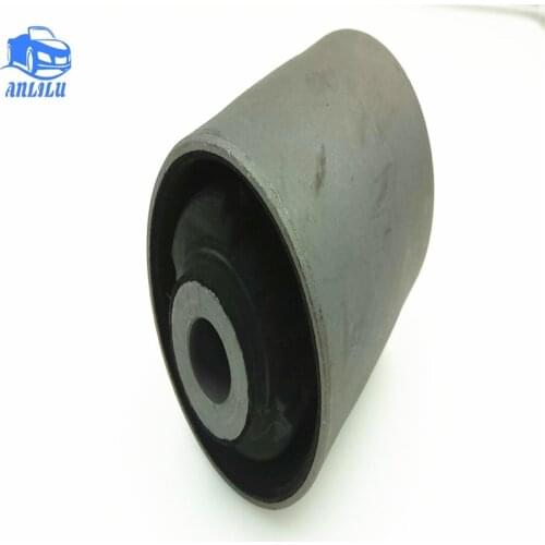 Suitable for 2006-2012 Le-xus LS460/460L USF40 high quality lower control arm fixing rubber sleeve 48640/48620-59015 48061-50070