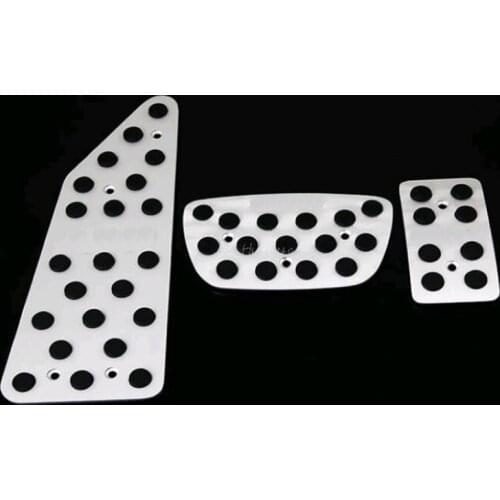 Aluminum Sport Foot Pedal For Toyota Land Cruiser 200 Car Foot Rest AT Fuel Brake Accelerator Pedals Pads With logo