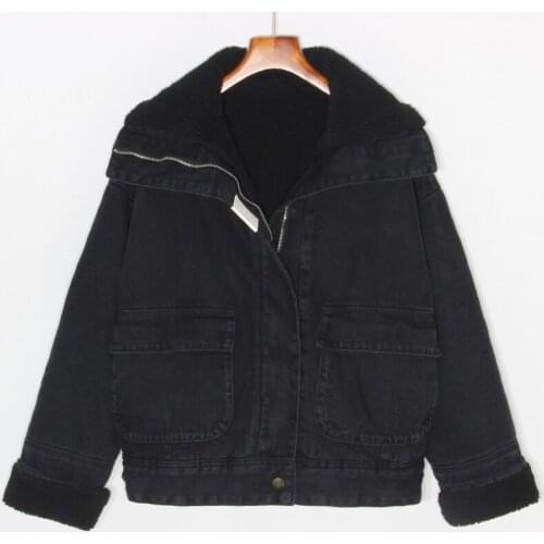 Big pocket Black Lamb Fur Liner Denim Jacket Women Loose Short Outwear Winter Thick Warm Jeans Jacket Coat Female Chaqueta Mujer
