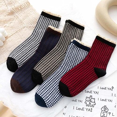 2021 Retro Cotton Ladies Socks Lace Japanese Houndstooth Female Tube Socks Wild Ethnic Style Soft Socks
