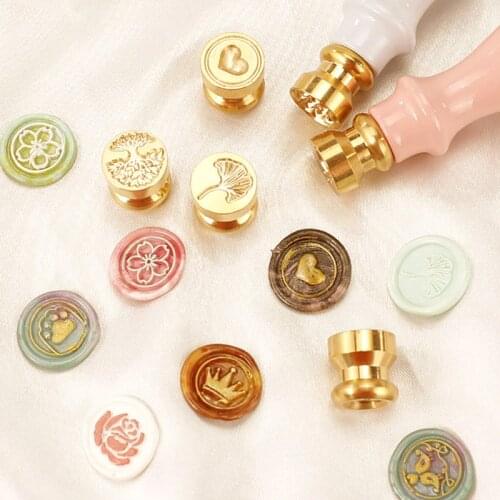 WYSE Brass Cylindrical Sealing Wax Seal Stamp Round Vintage Bar Brass Copper Flower Stamp for Decoration Envelope Card