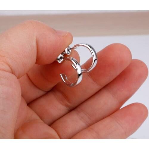 Small Stud Earring for Women Gold and Silver Color Simple Shape Wholesale Ear Accessories Fashion New Jewelry 2021 Hot E0199