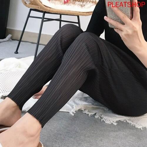 2020 Spring Summer New clothes Miyake Pleated Skinny Pants Casual Loose And Plus-sized WOMENS Casual Trousers Basic Mens