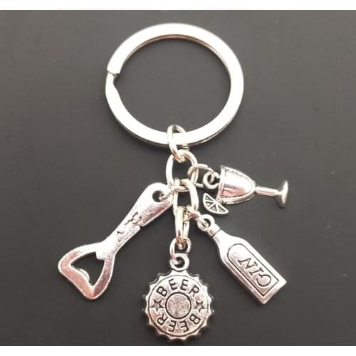 Hot Design Beer Bottle Pendant Keychain Friends Gift Juice Cocktail Pendant Key Chain Birthday Gift Souvenir Charm Car Bag