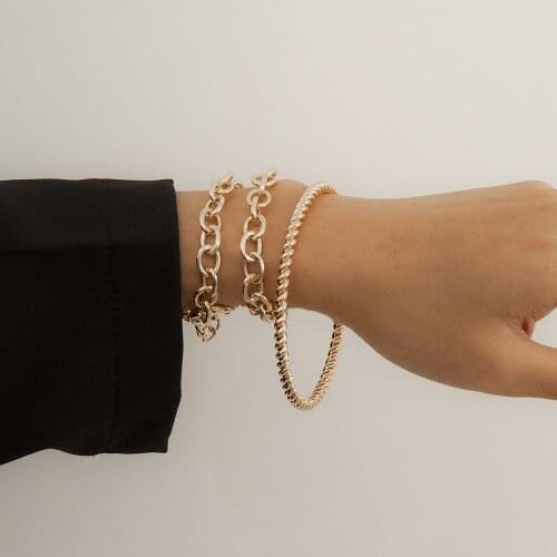 Minimalist Twisted Chain Bracelets for Women Gold Color Metal C Shaped Cuff Bangle Bracelets On Hand Party Jewelry Accessories