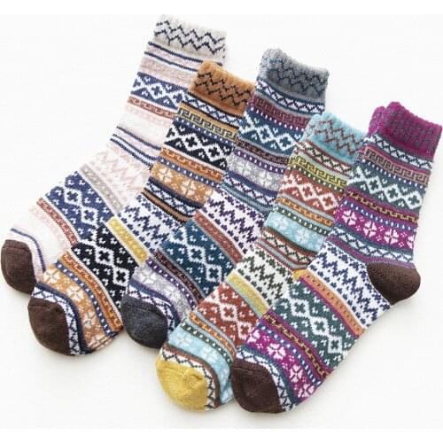 New Winter Thicken Women Socks Retro Style Cotton & Woolen Warm Girl Socks Comfortable And Soft