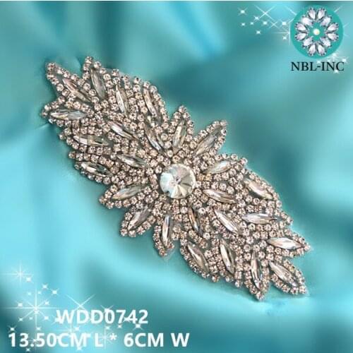 30PCS )Wholesale bridal hand beaded sewing crystal rhinestone applique iron on for dresses WDD0742