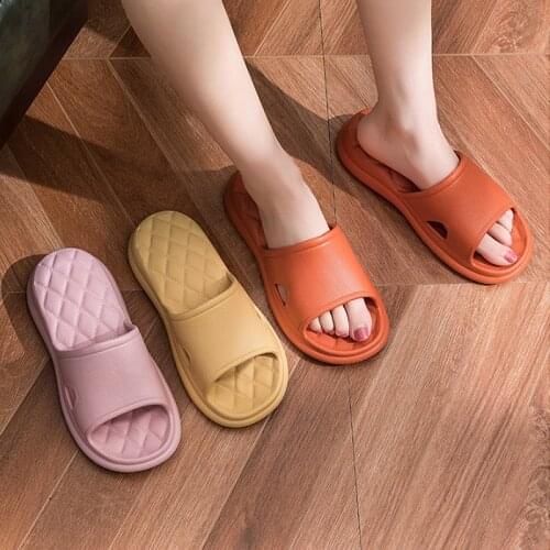 2021 Summer Women Bathroom Slippers Eva Soft Sole Slide Sandals Leisure Unisex Indoor Bathroom Non-slip Couple Shoes