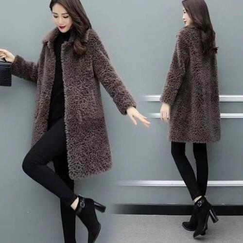 Women 2020 Single-breasted Real Lamb Fur Overcoat Female Casual Genuine Sheep Shearing Fur Wool Coat Ladies Solid Fur Coats Y120