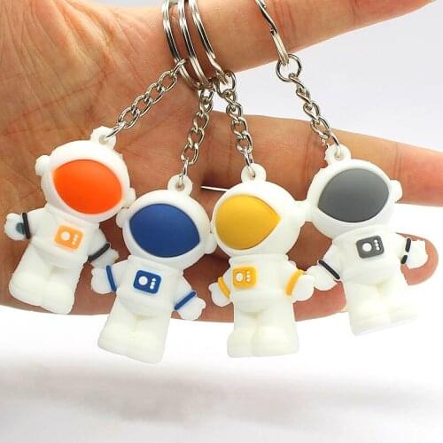 FREE SHIPPING BY DHL 100pcs/lot 2020 New Astronaut Keychains Mini Outer Space Astronaut Keyrings Kids Gifts