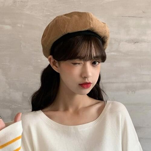 2020 New Fashion Autumn/winter Corduroy Versatile Vintage Painter Beret Hat Woman
