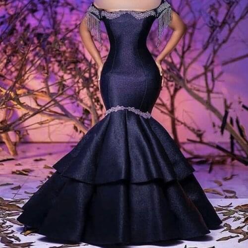 Black prom dresses 2020 off the shoulder tassel beading lace appliques mermaid satin ruffle evening dresses