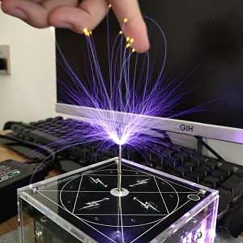 10 Cm Long Tesla Coil, Artificial Lightning, Hand-touched Coil, Cool Experimental Electronic Sound Display