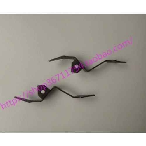 2PCS Brother spare parts Knitting machine KH260 A140 A141 separation cam left and right parts number 413322001 413323001