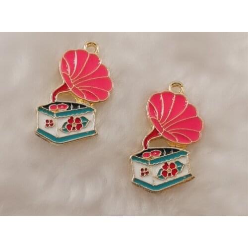 10pcs enamel pendant camera phonograph TV tape classic nostalgic series pendant DIY jewelry making accessories pendant