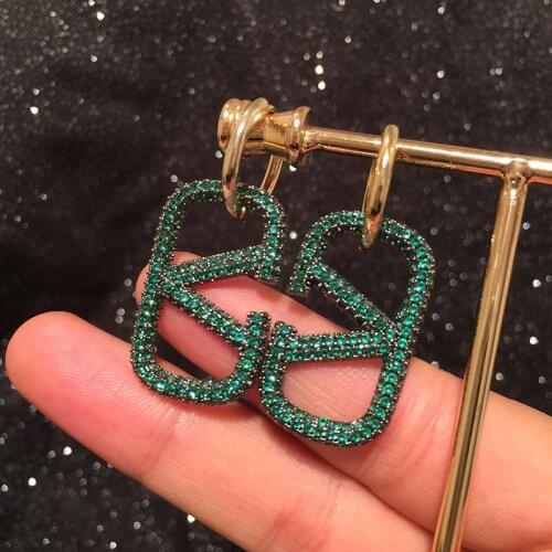 Bilincolor fashion Green Cubic Zirconia Letter V Eearring for Women