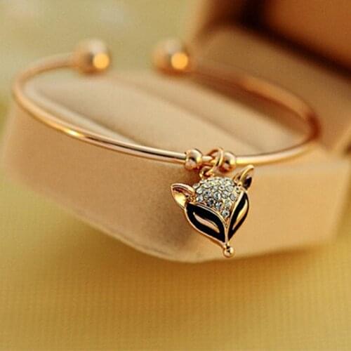 Vivid Crystal Fox Charming Black Eye Line Opening Fashional Golden Bracelets & Bangles