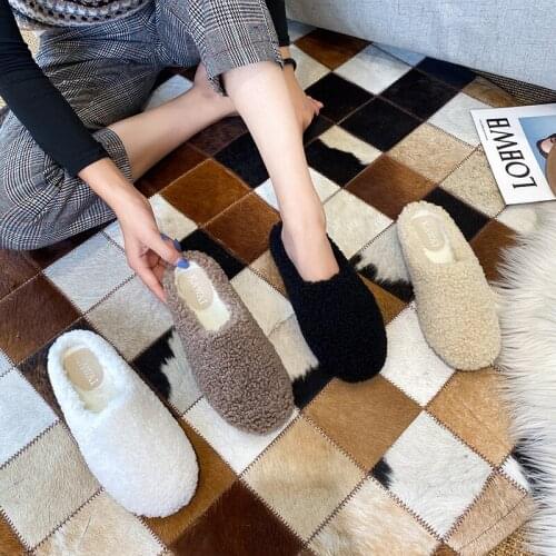 Big Size 42/43 winter curly sheep wool mules women cotton shoes comfy fur slides cover toe fluffy plush slippers woman pantuflas