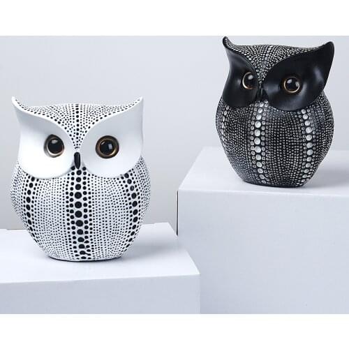 Nordic Decor Resin Statue Home Decor Office Ornament Owl Statue Animal Statues Home Accessories Kawaii Desk Accessories Figurine