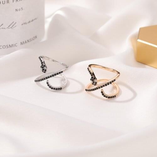 Fashion Personality Cross Snake Ring Black Zircon Open Ring Couple Commitment Ring Punk Style Party Jewelry Accessories
