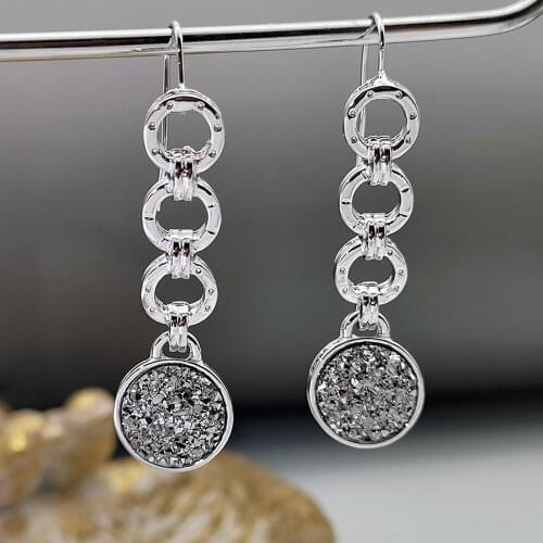Korean Fashion Shiny Crystal Multiple Round Rings Clasp Earrings Boho Simple Smooth Metal Inlaid Shiny Black Gem Swing Earrings