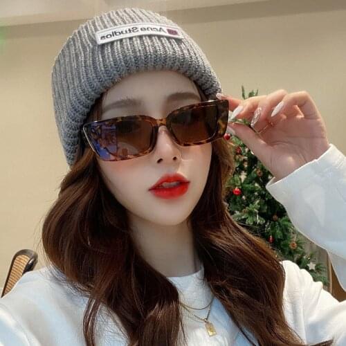 Fashion Hot Women Brand Vintage Classic Retro Square Sunglasses Female Travel Rectangle Oculos Lunette De Soleil Femm
