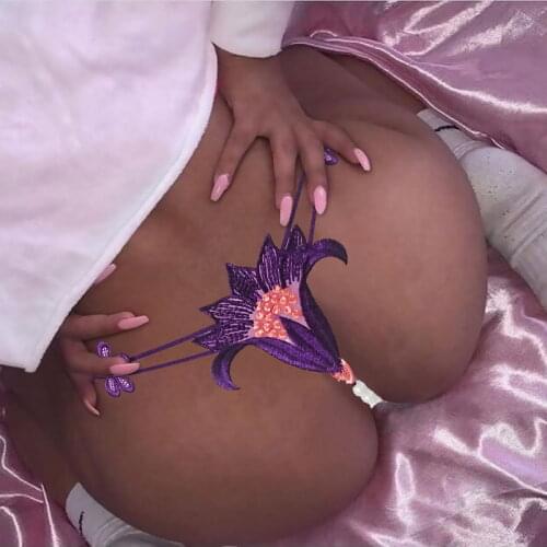 Women Erotic Lingerie Sexy Panties Hollow Out G-string Womens Briefs Pearls Thongs For Sex Lace Thongs Sexy Underwear Intimates