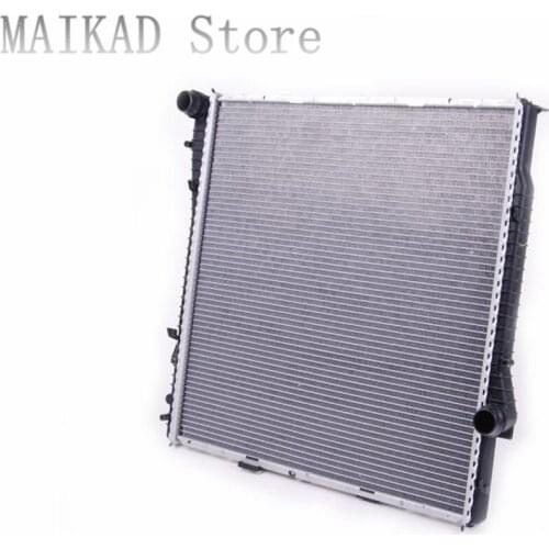 Engine Cooling Radiator for BMW X5 E53 X5 3.0i 4.4i 4.6 4.8 17117544669