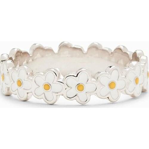 Tiny Cute Romantic Epoxy Daisy Flower Ring for Women Bohemian Fashion Wedding Engagement Bride Love Token Ring Gift for Wife