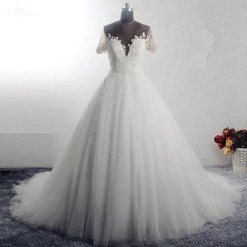 RSW1589 Princess Ball Gown Sweetheart Neckline Wedding Dress With Sleeve Short