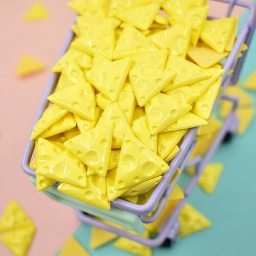 5Pcs Mini DIY Accessory Resin Triangle Shape Cheese Slices Handicraft Toys for Photography