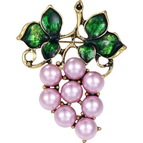 Enamel Vintage Fruit and Vegetable Modeling Brooches Trendy Grapes Cherry Banana Pumpkin Mushrooms For Women Pearl Pins Jewelry