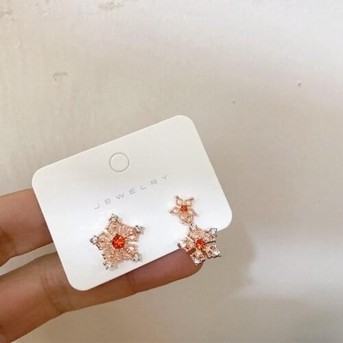 Korean New Fashion Shiny Rhinestone Snowflake Asymmetrical Dangle Earrings Zircon Daily Cute Accessories