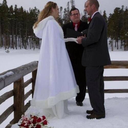 Winter wedding warm bride jacket Cape faux fur ankle length Women Shawl faux fur shawl white cloaks