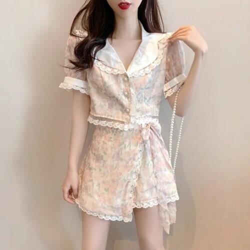 Womens Suits Summer French Lace Border Short-Sleeved Shirt + Irregular Wide-Leg Shorts Two-Piece Sets