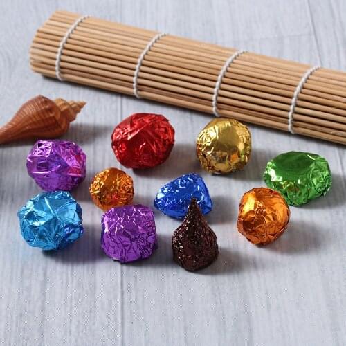 100Pcs/Set 3.15 "x 3.15" 10 Colors Aluminum Foil Chocolate Wrapping Tin Paper Candy Aluminum Foil Embossing Paper