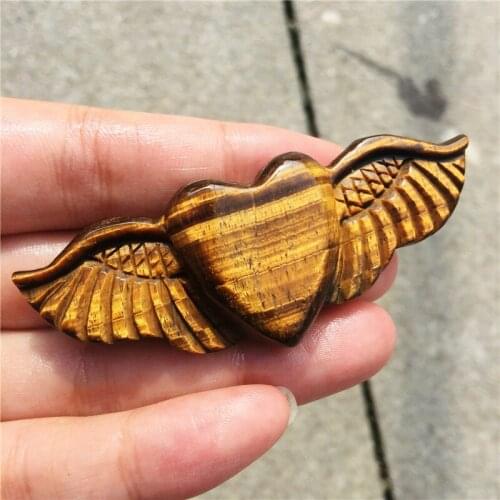 Beautiful crystal carvings natural yellow tiger eye wings heart hand-carved stone carved love heart for birthday 1pcs