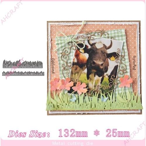 2pcs Grass lace Metal Cutting Dies for diy Scrapbooking Photo Album Decorative Embossing PaperCard Crafts Die2020