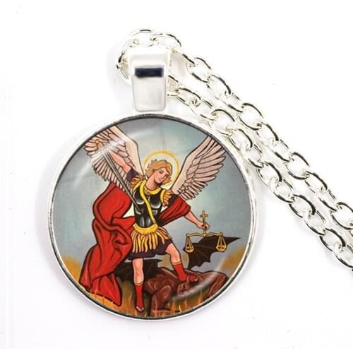 Hot St.Michael Necklace Fashion Protect Me Saint Shield Protection Justice Necklaces Pendants Talisman Christian Holy Gifts