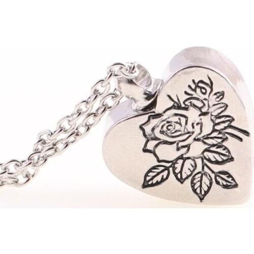 Border hot selling new Pendant Heart Shaped rose ossuary Box Necklace personality can open to commemorate relatives Pendant
