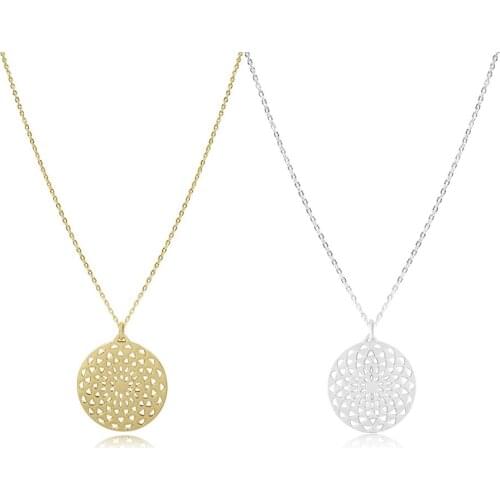 Classic Gold Color Round Disc Filigree Pendant Necklace For Women Casual Trendy Delicate Tiny Special Graphic Charm Jewelry