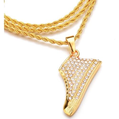 Wukaka Golden Chains