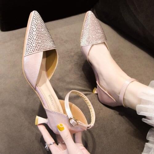 2021 Summer Women Ankle Strap Pumps Pointed Toe Sandals Female Bling Dress Shoes Crystal Low Heels Ladies Shoes sandalias 8930G