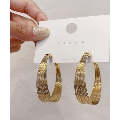 Punk Girl Earrings Fashion New Earrings Exaggerated Wild Circle Shape Acrylic Earrings Womens Clothing Factory Wholesale Gothic