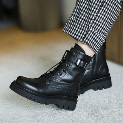 Women Ankle Boots Autumn Winter Warm Genuine Leather Low Heels Shoes Woman Round Toe Cross-tied Motocycle Boots