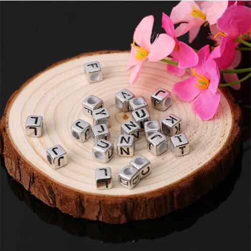 High Quality 6*6mm Silver Color Square Acrylic Letter Beads A to Z Single English Character Plastic Cube Bracelet Spacer Beads