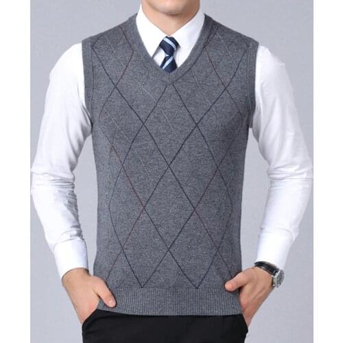2021 New Fashion Brand Sweater For Mens Pullover Vest Slim Fit Jumpers Knitwear Plaid Autumn Korean Style Casual Men Clothes