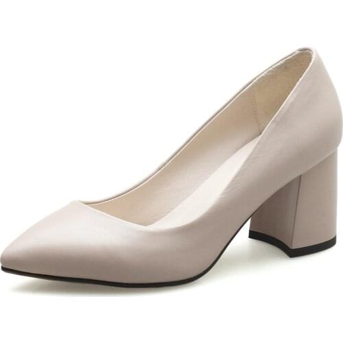 Leather shoes the new spring 2018 contracted shallow pointed mouth with thick with high womens shoes, 18412