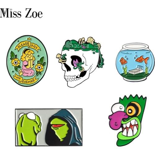 Summer Fresh Collection Enamel Pins Skull Frog Fish Tank Brooches Bag Clothes Lapel Pins cowardly dog Badges Fashion Jewelry